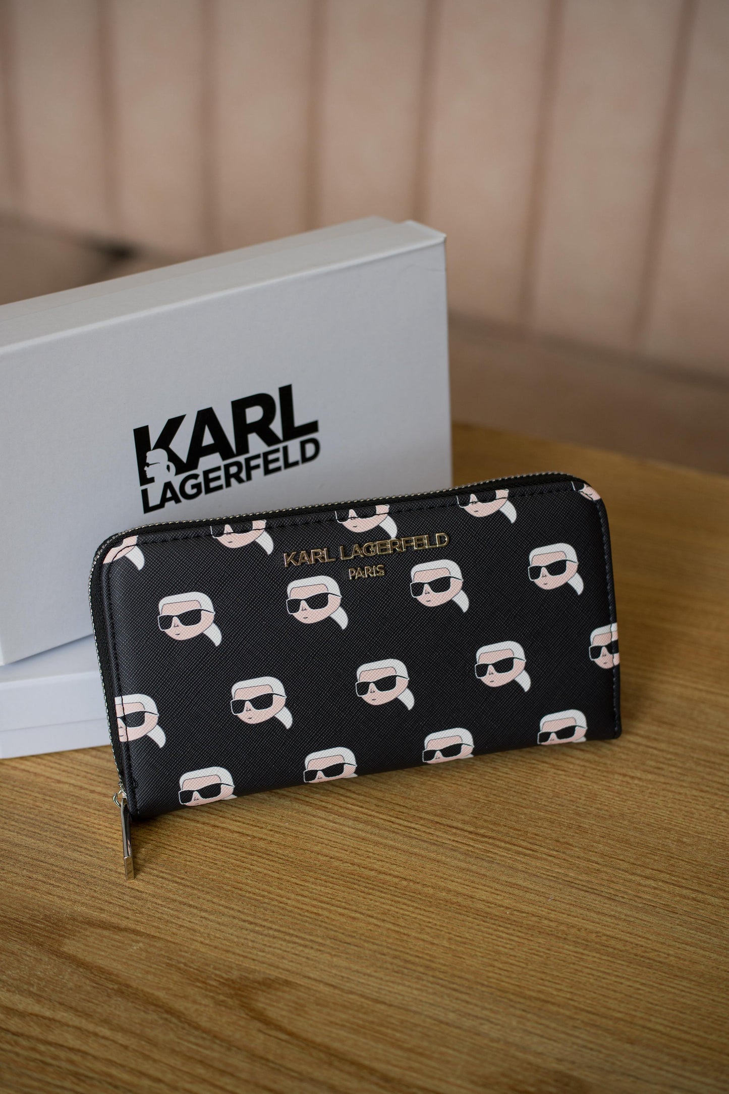BILLETERA KARL