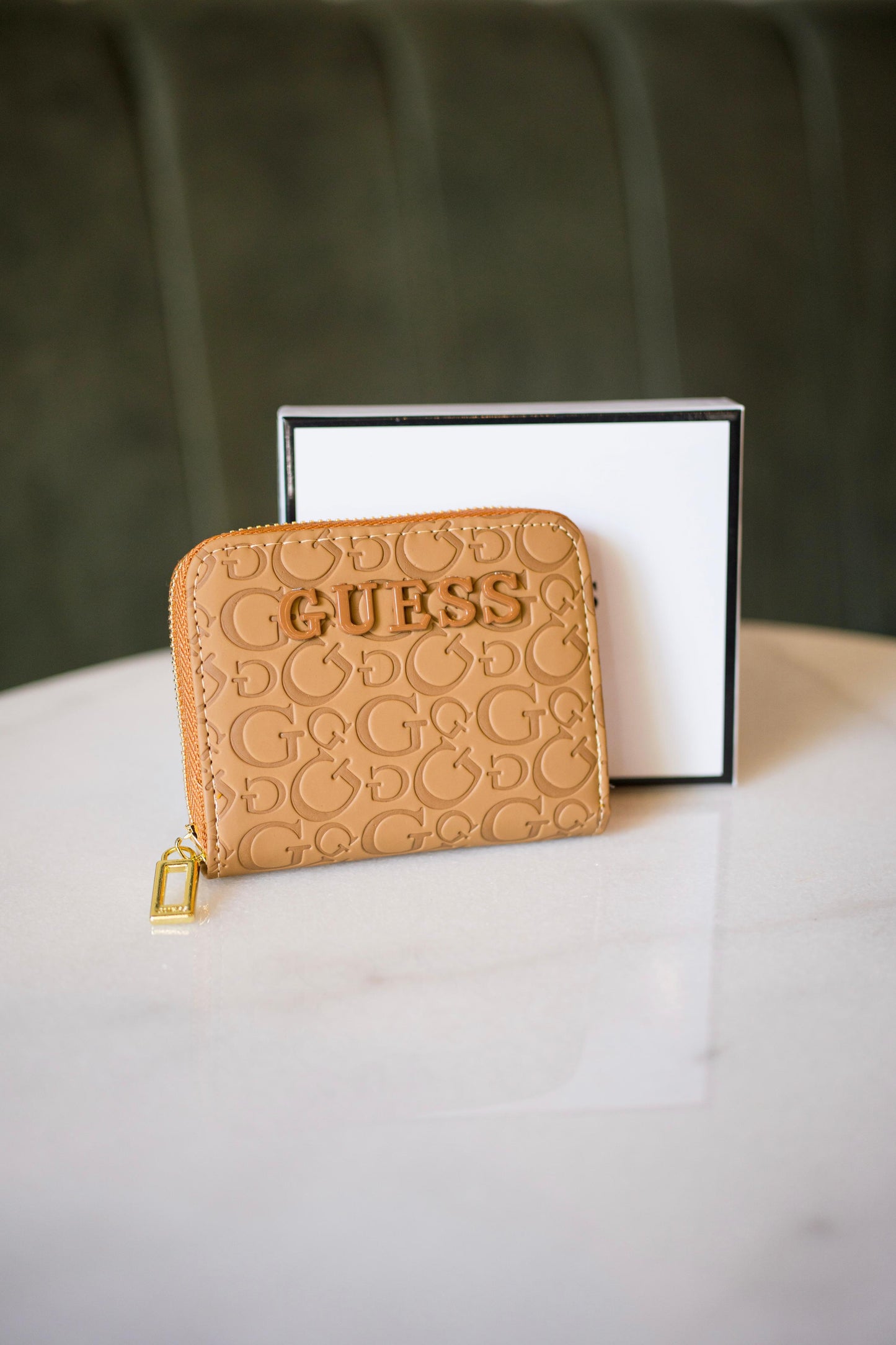 BILLETERA GUESS